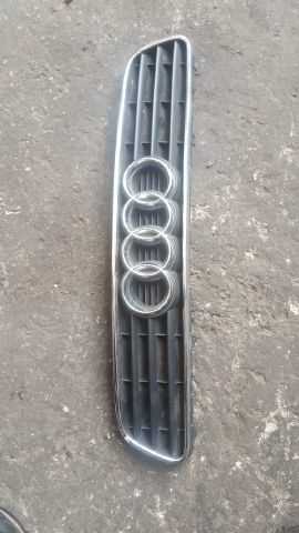 Audi A3 1997-2004 Çıkma Yedek Ön Panjur